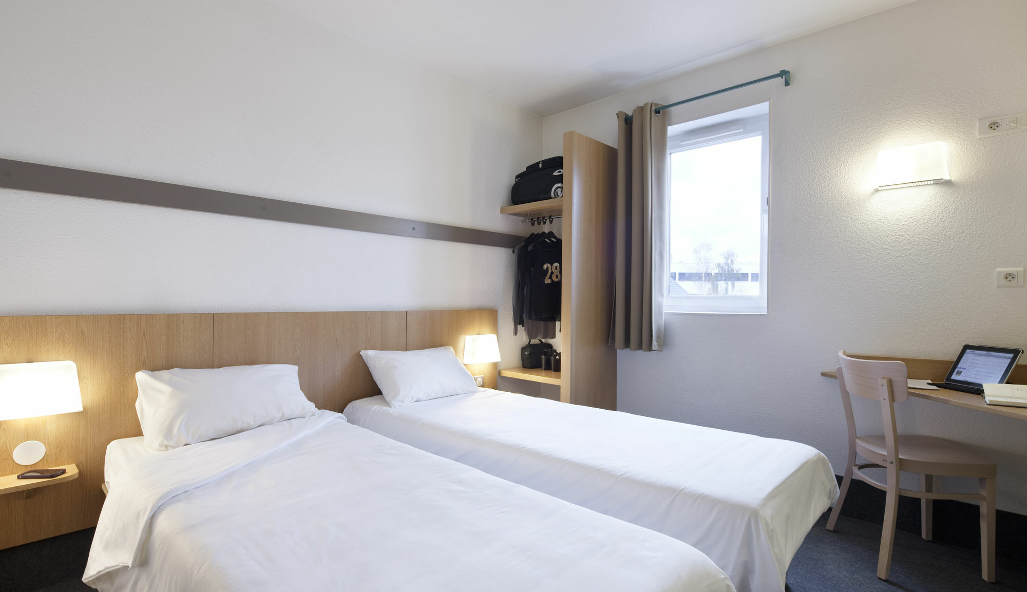 B&B Hotel Lorient Caudan Exterior photo