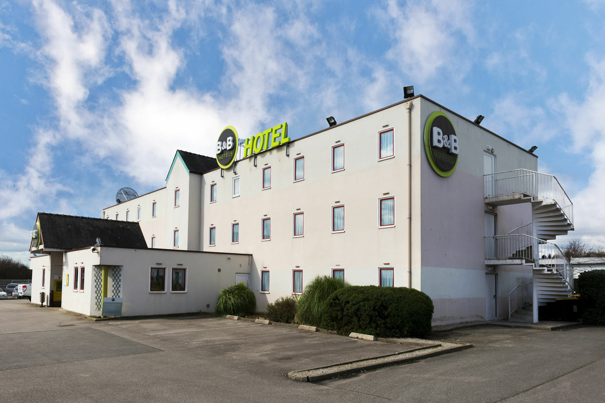 B&B Hotel Lorient Caudan Exterior photo